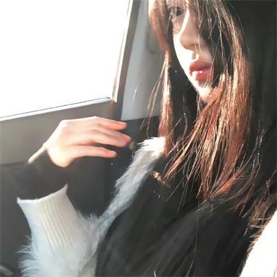 楼下的女人和楼上的男人